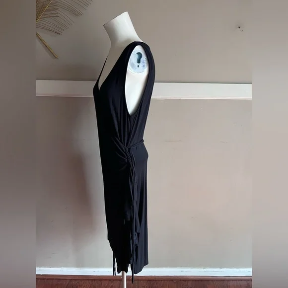 New York & Company Black Stretch Top Size Medium - Picture 3 of 6